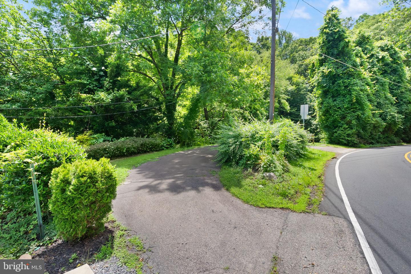 305 UNION ST, OCCOQUAN, Virginia 22125, 4 Bedrooms Bedrooms, ,3 BathroomsBathrooms,Residential,For sale,305 UNION ST,VAPW2096924 MLS # VAPW2096924
