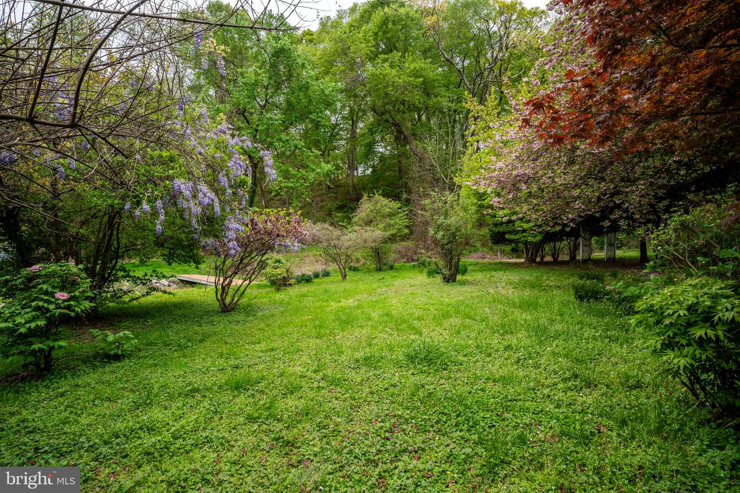305 UNION ST, OCCOQUAN, Virginia 22125, 4 Bedrooms Bedrooms, ,3 BathroomsBathrooms,Residential,For sale,305 UNION ST,VAPW2096924 MLS # VAPW2096924