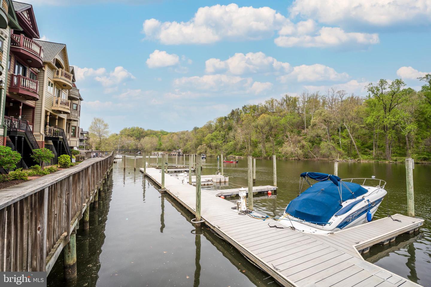 305 UNION ST, OCCOQUAN, Virginia 22125, 4 Bedrooms Bedrooms, ,3 BathroomsBathrooms,Residential,For sale,305 UNION ST,VAPW2096924 MLS # VAPW2096924