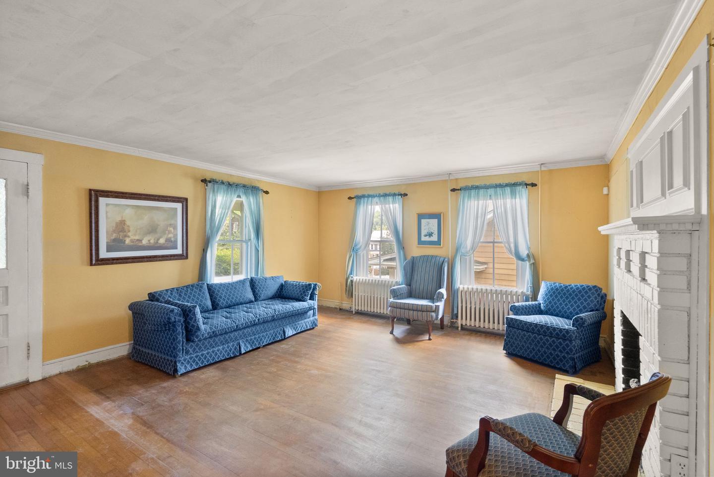 305 UNION ST, OCCOQUAN, Virginia 22125, 4 Bedrooms Bedrooms, ,3 BathroomsBathrooms,Residential,For sale,305 UNION ST,VAPW2096924 MLS # VAPW2096924