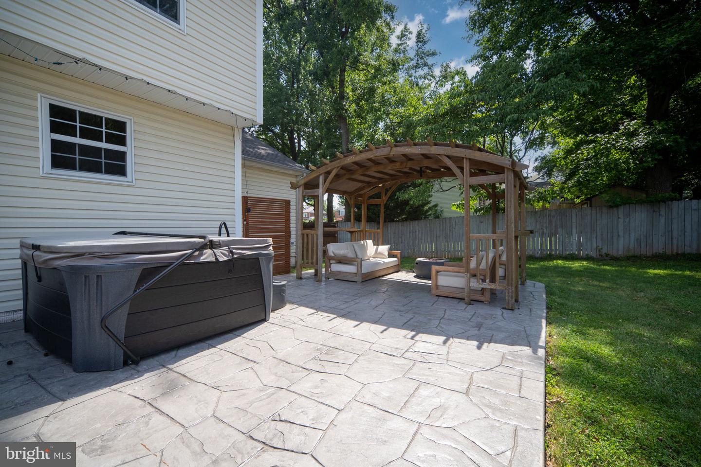 5008 BLAKE DR, FREDERICKSBURG, Virginia 22407, 3 Bedrooms Bedrooms, ,1 BathroomBathrooms,Residential,For sale,5008 BLAKE DR,VASP2033904 MLS # VASP2033904