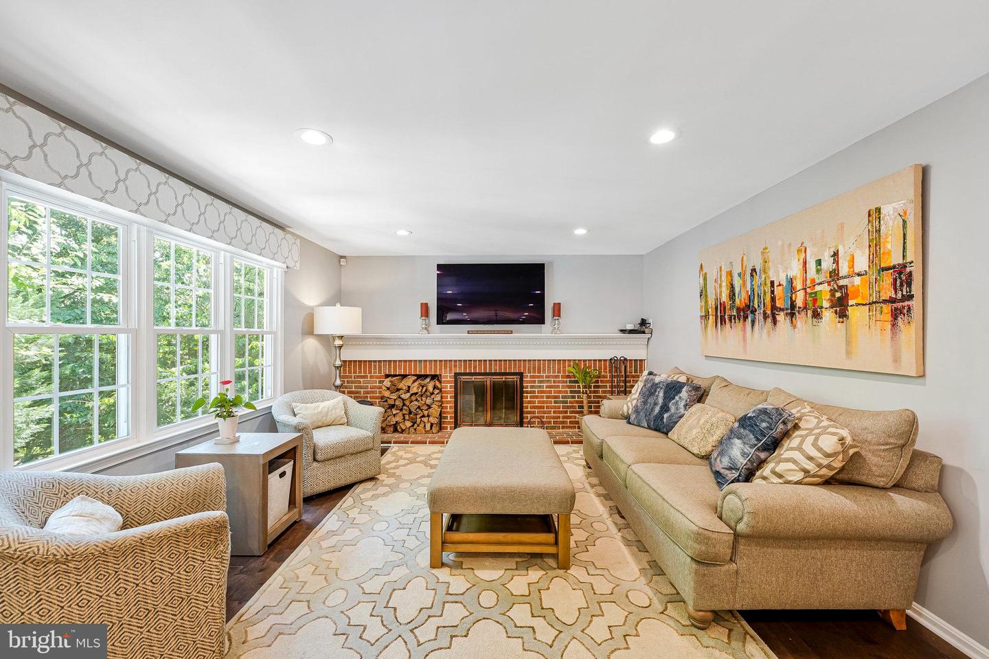 2707 EAST RIDGE CT, OAKTON, Virginia 22124, 5 Bedrooms Bedrooms, ,3 BathroomsBathrooms,Residential,For sale,2707 EAST RIDGE CT,VAFX2247232 MLS # VAFX2247232