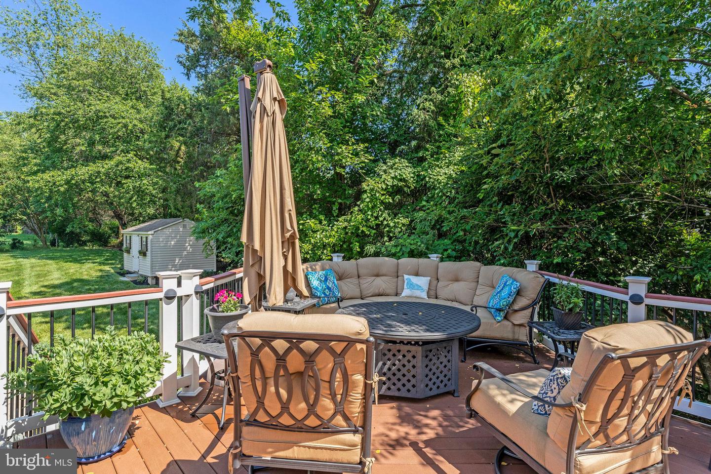 2707 EAST RIDGE CT, OAKTON, Virginia 22124, 5 Bedrooms Bedrooms, ,3 BathroomsBathrooms,Residential,For sale,2707 EAST RIDGE CT,VAFX2247232 MLS # VAFX2247232