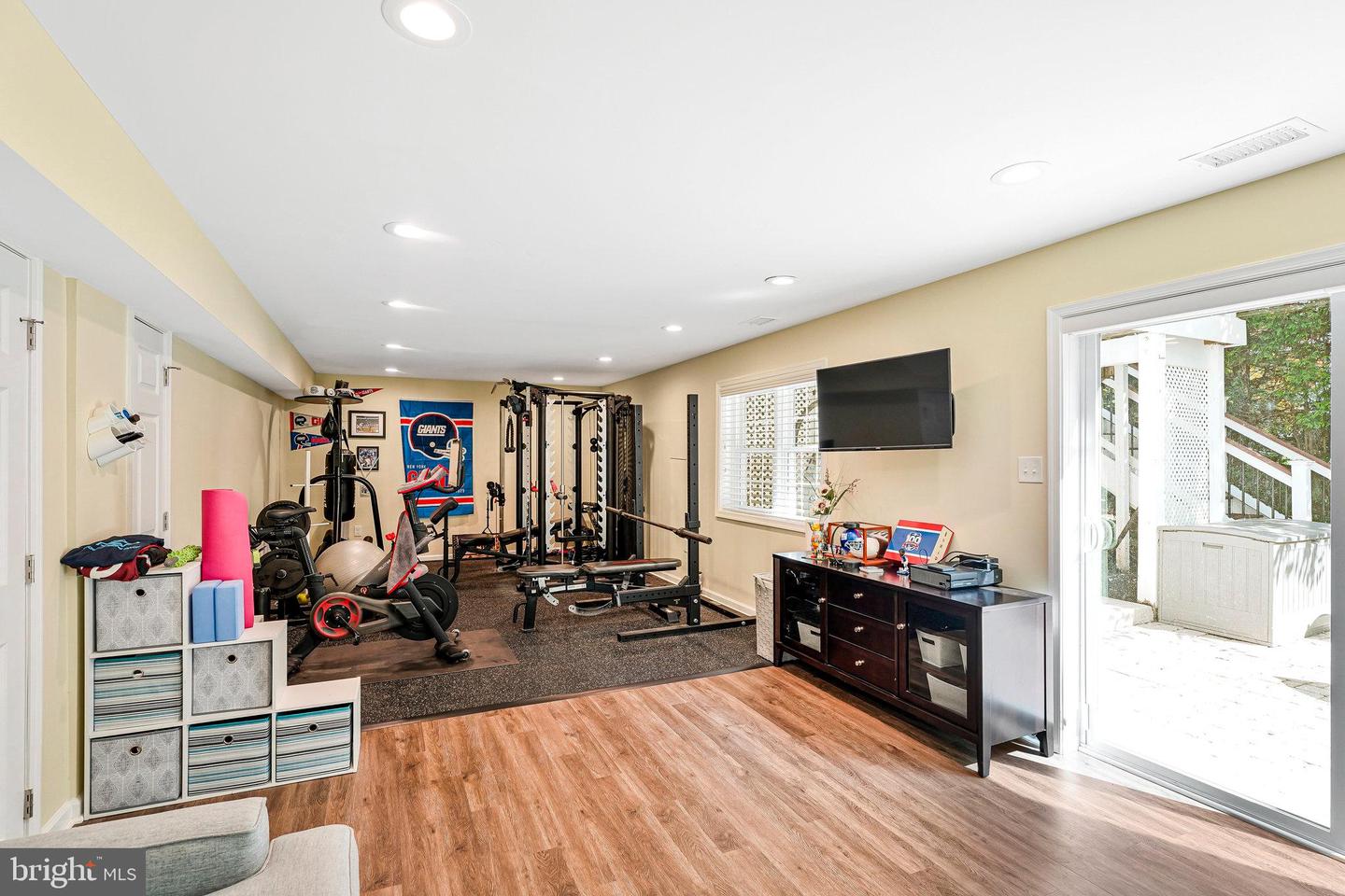 2707 EAST RIDGE CT, OAKTON, Virginia 22124, 5 Bedrooms Bedrooms, ,3 BathroomsBathrooms,Residential,For sale,2707 EAST RIDGE CT,VAFX2247232 MLS # VAFX2247232