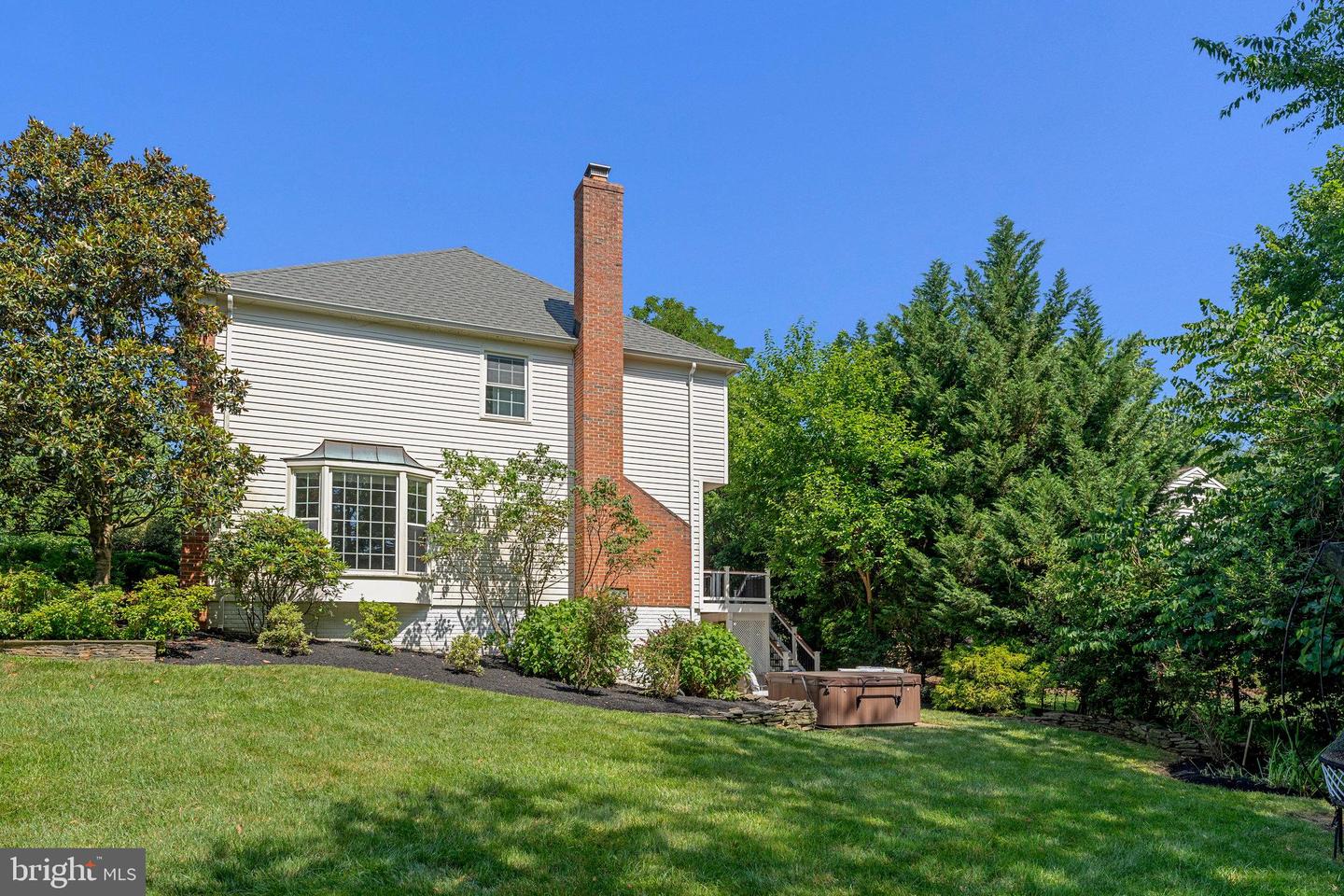 2707 EAST RIDGE CT, OAKTON, Virginia 22124, 5 Bedrooms Bedrooms, ,3 BathroomsBathrooms,Residential,For sale,2707 EAST RIDGE CT,VAFX2247232 MLS # VAFX2247232