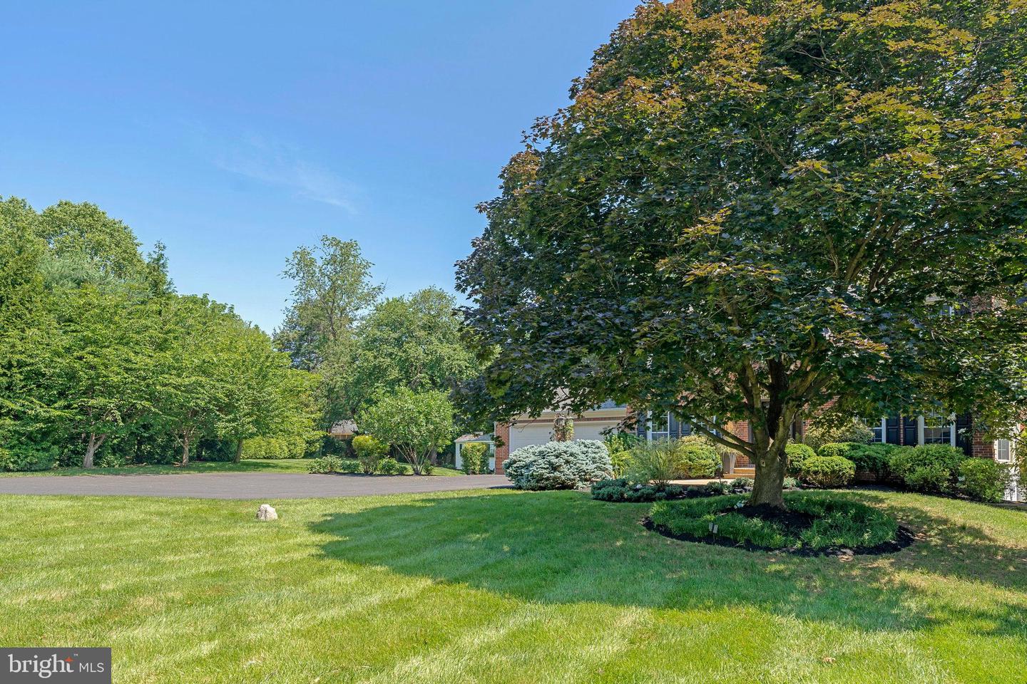 2707 EAST RIDGE CT, OAKTON, Virginia 22124, 5 Bedrooms Bedrooms, ,3 BathroomsBathrooms,Residential,For sale,2707 EAST RIDGE CT,VAFX2247232 MLS # VAFX2247232