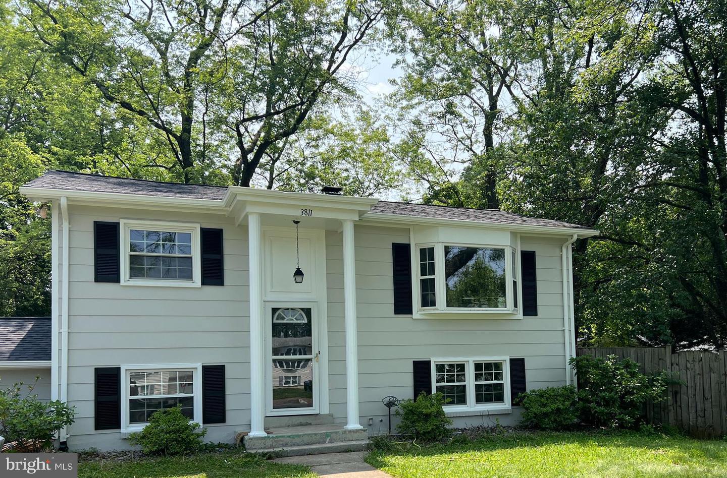 3811 FORESTDALE AVE, WOODBRIDGE, Virginia 22193, 4 Bedrooms Bedrooms, ,2 BathroomsBathrooms,Residential,For sale,3811 FORESTDALE AVE,VAPW2096996 MLS # VAPW2096996