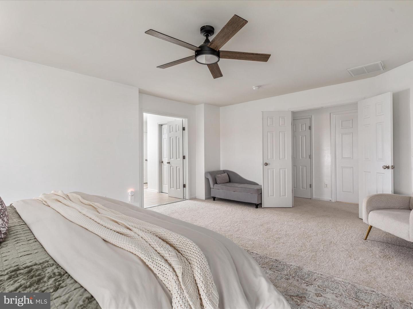 15164 SANTANDER DR, GAINESVILLE, Virginia 20155, 5 Bedrooms Bedrooms, ,4 BathroomsBathrooms,Residential,For sale,15164 SANTANDER DR,VAPW2097080 MLS # VAPW2097080