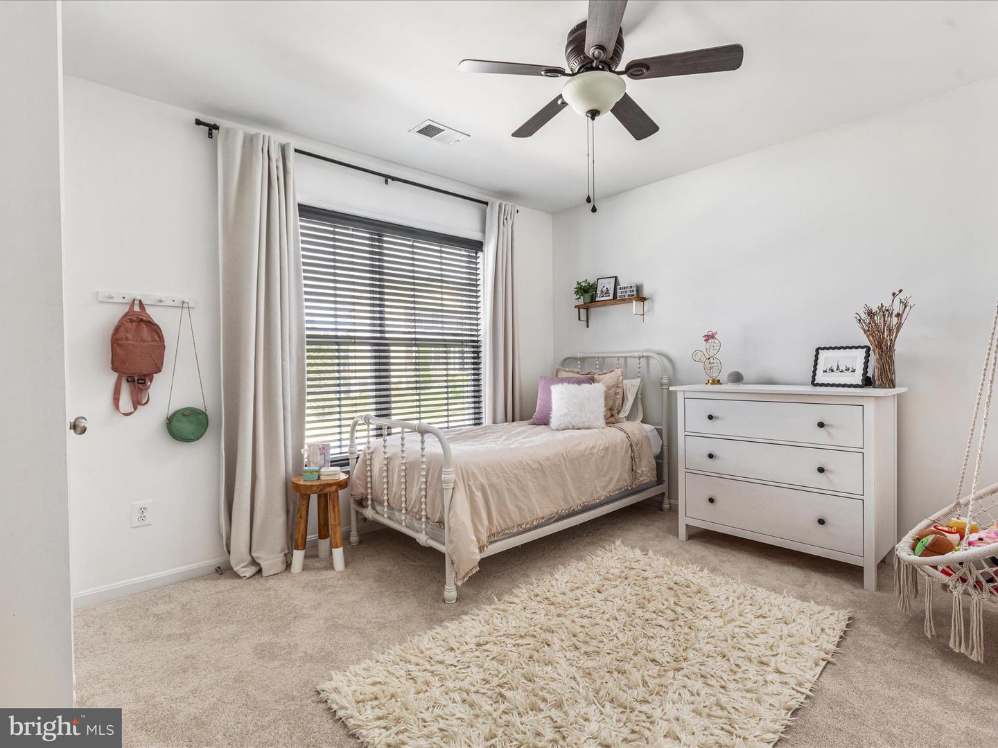 15164 SANTANDER DR, GAINESVILLE, Virginia 20155, 5 Bedrooms Bedrooms, ,4 BathroomsBathrooms,Residential,For sale,15164 SANTANDER DR,VAPW2097080 MLS # VAPW2097080