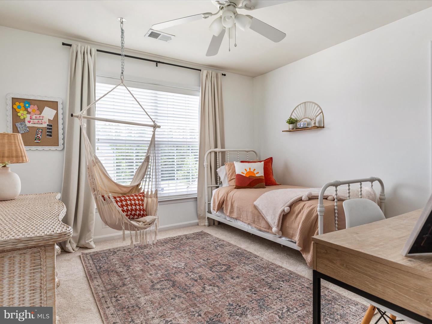 15164 SANTANDER DR, GAINESVILLE, Virginia 20155, 5 Bedrooms Bedrooms, ,4 BathroomsBathrooms,Residential,For sale,15164 SANTANDER DR,VAPW2097080 MLS # VAPW2097080