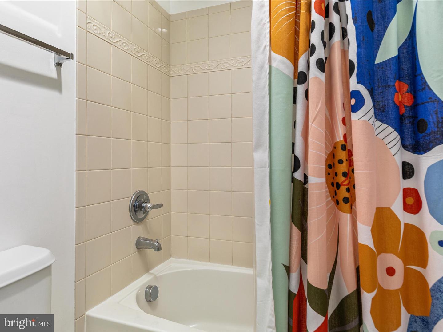 15164 SANTANDER DR, GAINESVILLE, Virginia 20155, 5 Bedrooms Bedrooms, ,4 BathroomsBathrooms,Residential,For sale,15164 SANTANDER DR,VAPW2097080 MLS # VAPW2097080