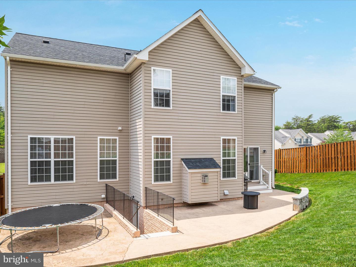 15164 SANTANDER DR, GAINESVILLE, Virginia 20155, 5 Bedrooms Bedrooms, ,4 BathroomsBathrooms,Residential,For sale,15164 SANTANDER DR,VAPW2097080 MLS # VAPW2097080