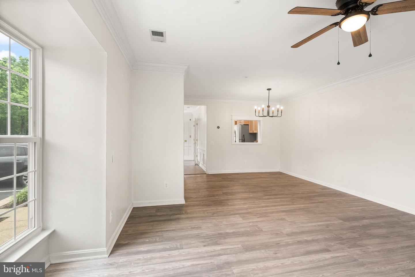 5800 KATELYN MARY PL #5800, ALEXANDRIA, Virginia 22310, 2 Bedrooms Bedrooms, ,2 BathroomsBathrooms,Residential,For sale,5800 KATELYN MARY PL #5800,VAFX2247616 MLS # VAFX2247616