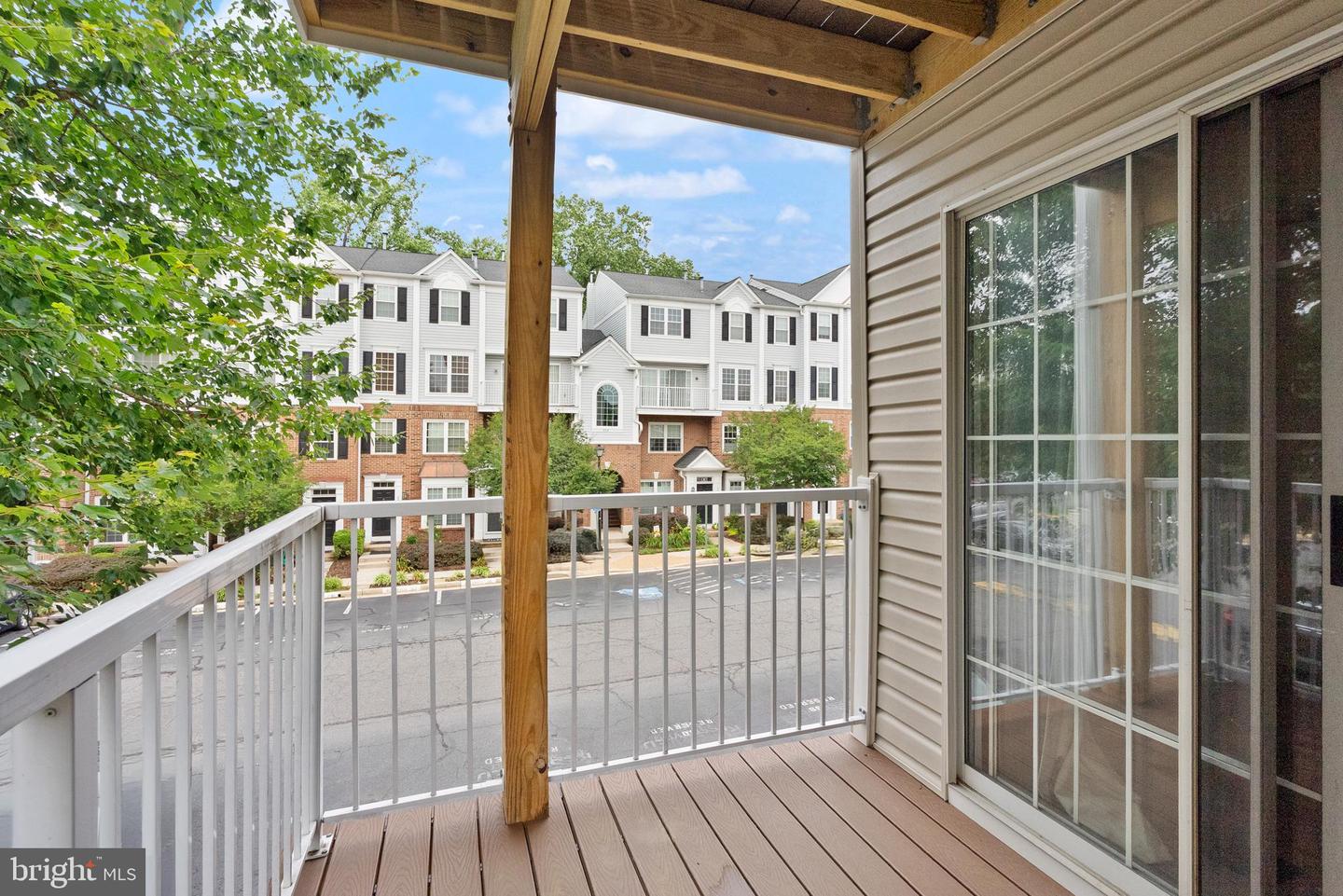 5800 KATELYN MARY PL #5800, ALEXANDRIA, Virginia 22310, 2 Bedrooms Bedrooms, ,2 BathroomsBathrooms,Residential,For sale,5800 KATELYN MARY PL #5800,VAFX2247616 MLS # VAFX2247616