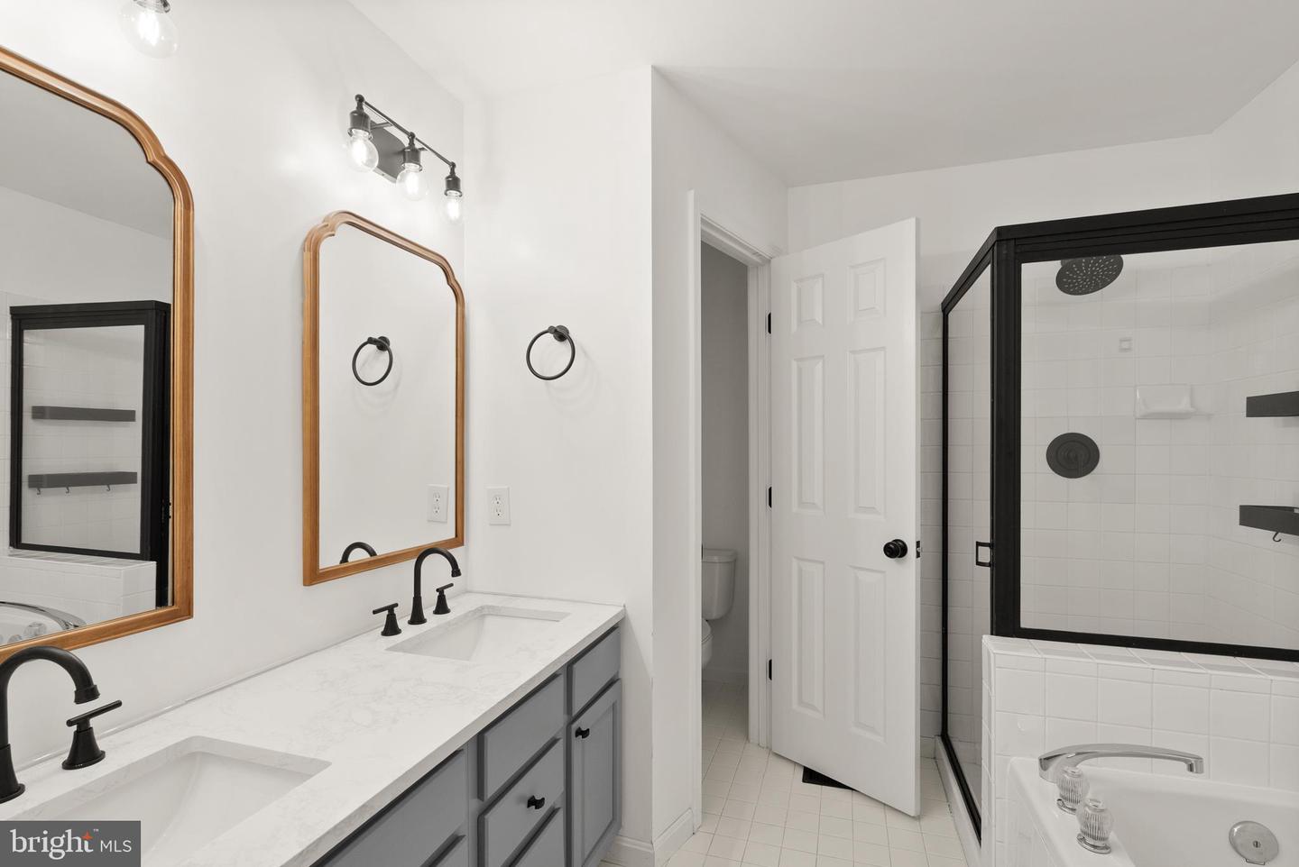 5800 KATELYN MARY PL #5800, ALEXANDRIA, Virginia 22310, 2 Bedrooms Bedrooms, ,2 BathroomsBathrooms,Residential,For sale,5800 KATELYN MARY PL #5800,VAFX2247616 MLS # VAFX2247616