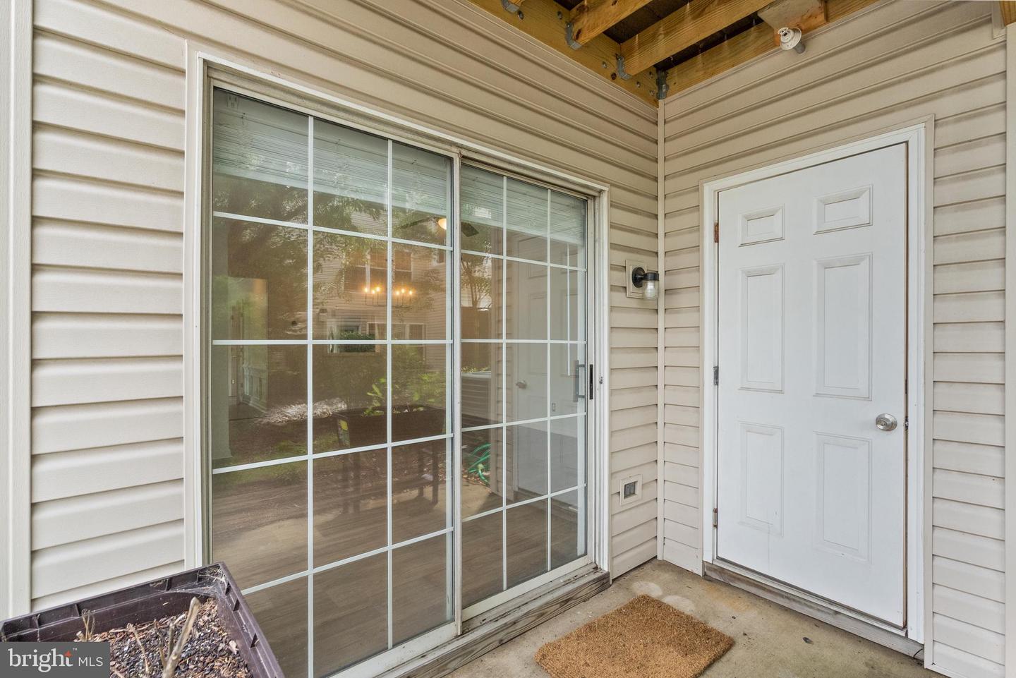 5800 KATELYN MARY PL #5800, ALEXANDRIA, Virginia 22310, 2 Bedrooms Bedrooms, ,2 BathroomsBathrooms,Residential,For sale,5800 KATELYN MARY PL #5800,VAFX2247616 MLS # VAFX2247616