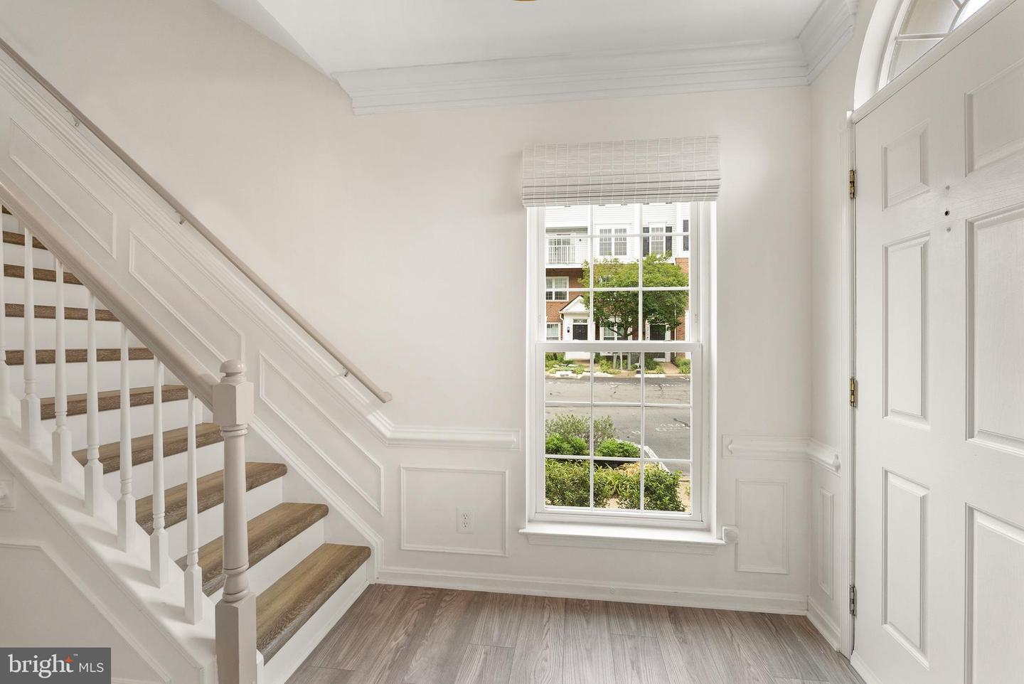 5800 KATELYN MARY PL #5800, ALEXANDRIA, Virginia 22310, 2 Bedrooms Bedrooms, ,2 BathroomsBathrooms,Residential,For sale,5800 KATELYN MARY PL #5800,VAFX2247616 MLS # VAFX2247616