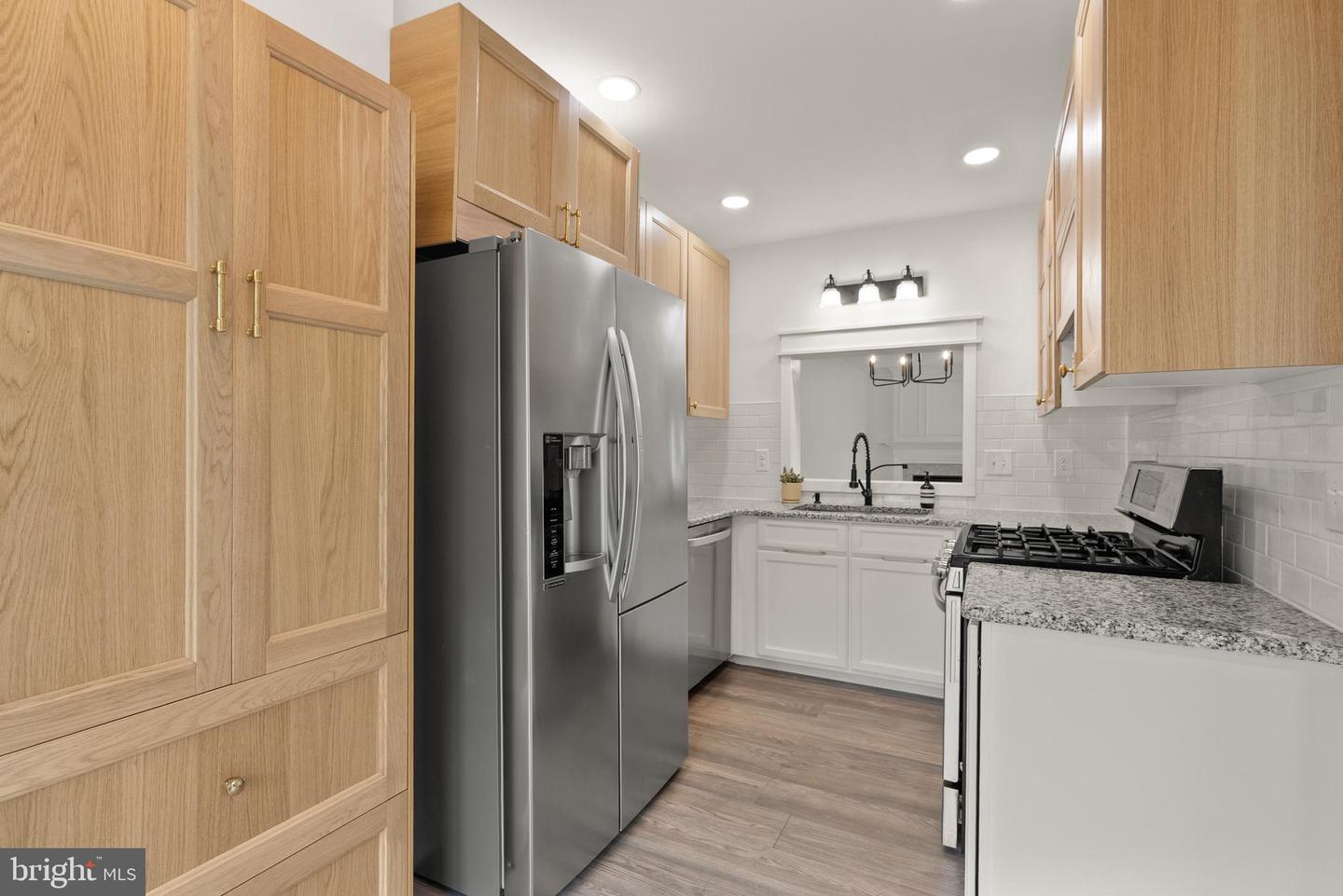 5800 KATELYN MARY PL #5800, ALEXANDRIA, Virginia 22310, 2 Bedrooms Bedrooms, ,2 BathroomsBathrooms,Residential,For sale,5800 KATELYN MARY PL #5800,VAFX2247616 MLS # VAFX2247616