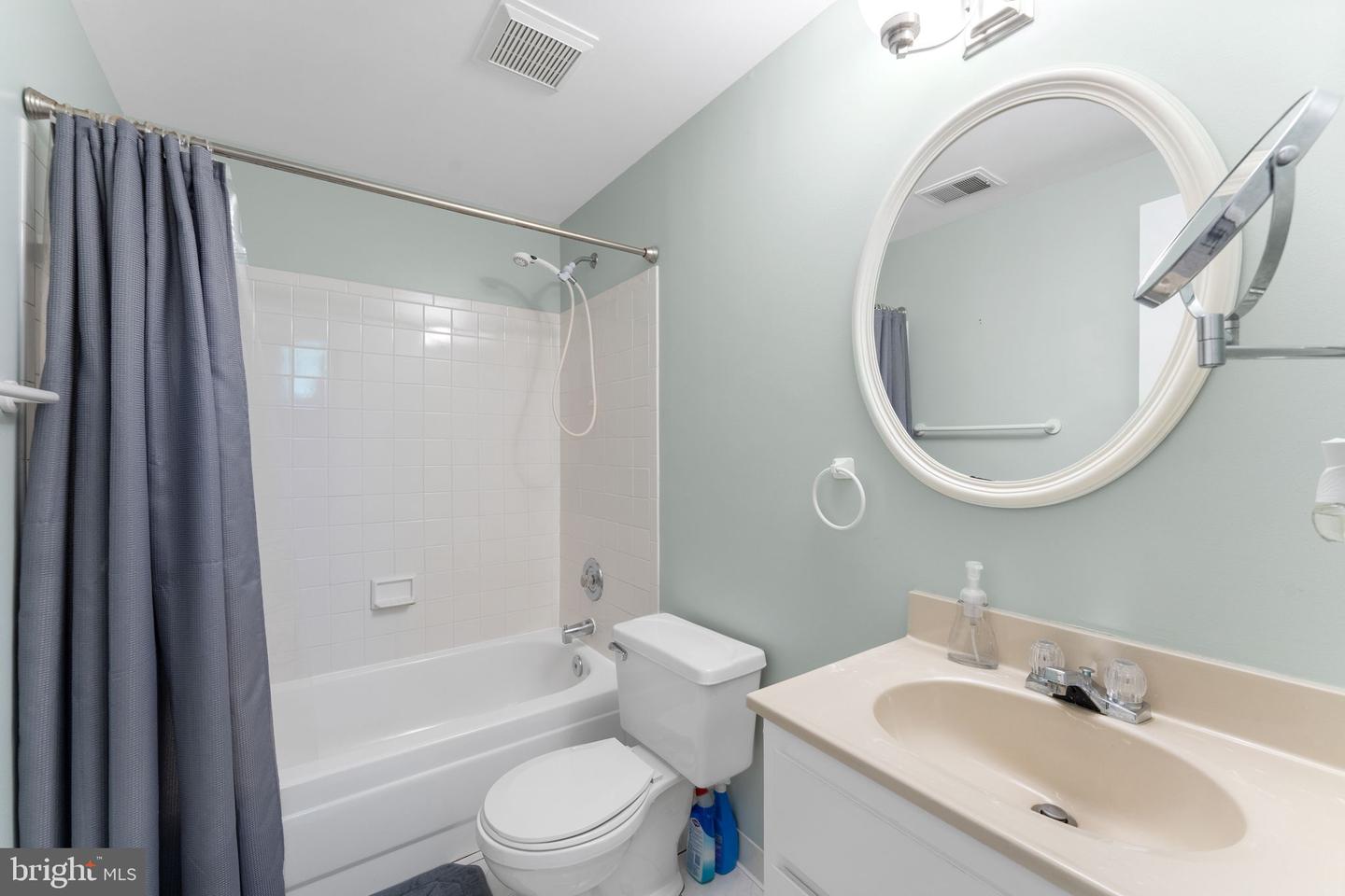 12153 ABBEY GLEN CT, WOODBRIDGE, Virginia 22192, 4 Bedrooms Bedrooms, ,3 BathroomsBathrooms,Residential,For sale,12153 ABBEY GLEN CT,VAPW2097098 MLS # VAPW2097098