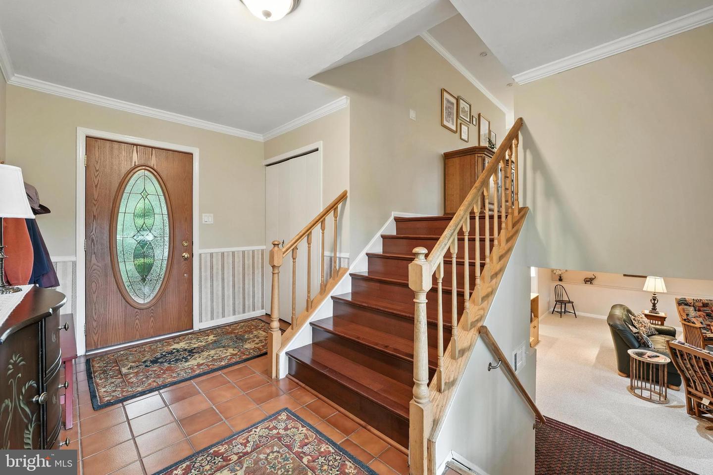 8823 NEWPORT CT, SPRINGFIELD, Virginia 22153, 5 Bedrooms Bedrooms, ,3 BathroomsBathrooms,Residential,For sale,8823 NEWPORT CT,VAFX2247634 MLS # VAFX2247634