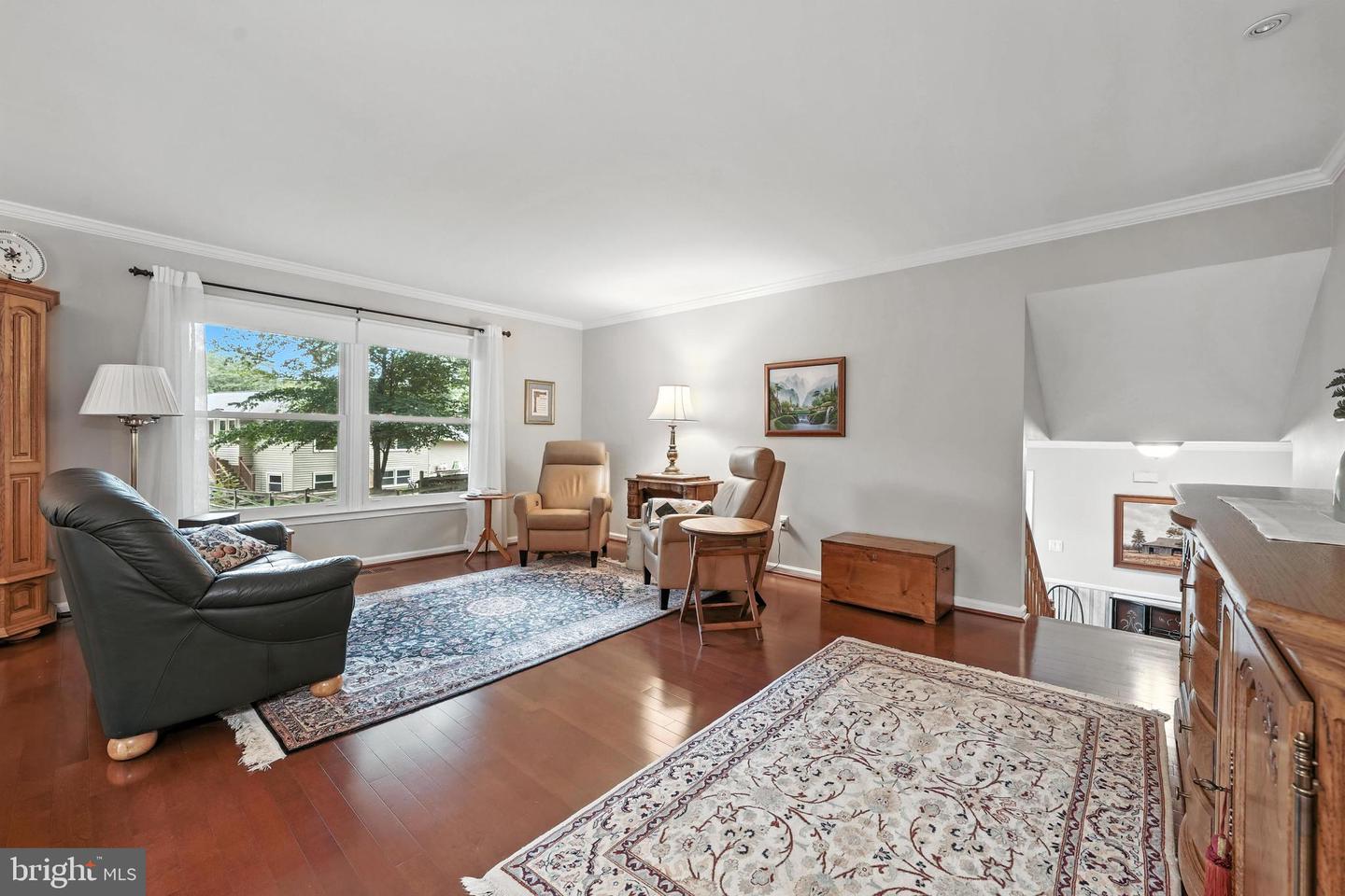 8823 NEWPORT CT, SPRINGFIELD, Virginia 22153, 5 Bedrooms Bedrooms, ,3 BathroomsBathrooms,Residential,For sale,8823 NEWPORT CT,VAFX2247634 MLS # VAFX2247634