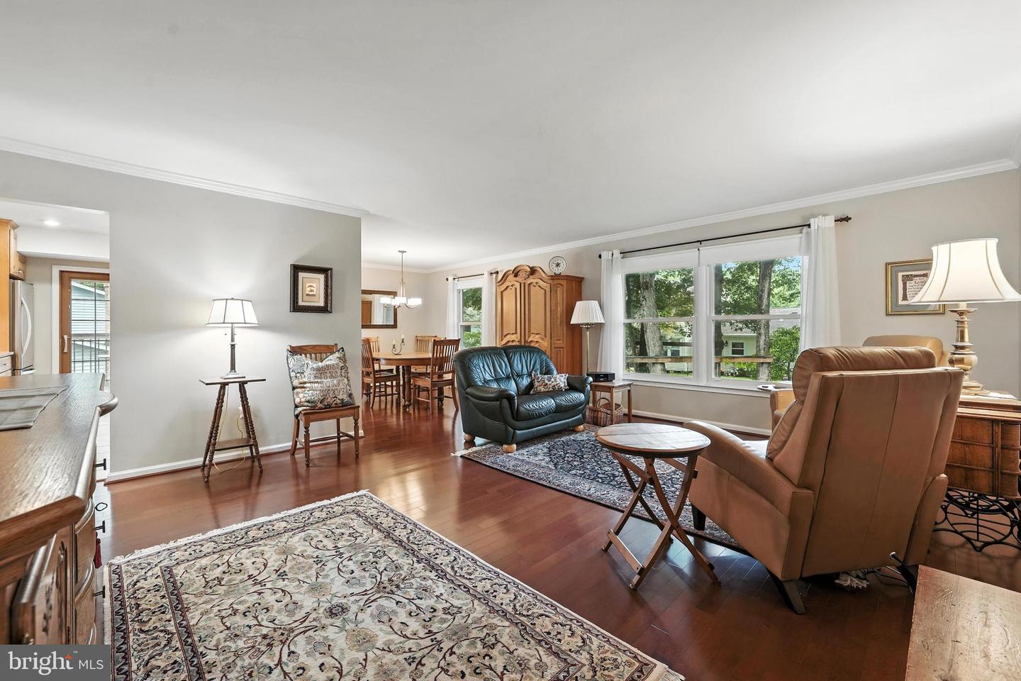 8823 NEWPORT CT, SPRINGFIELD, Virginia 22153, 5 Bedrooms Bedrooms, ,3 BathroomsBathrooms,Residential,For sale,8823 NEWPORT CT,VAFX2247634 MLS # VAFX2247634