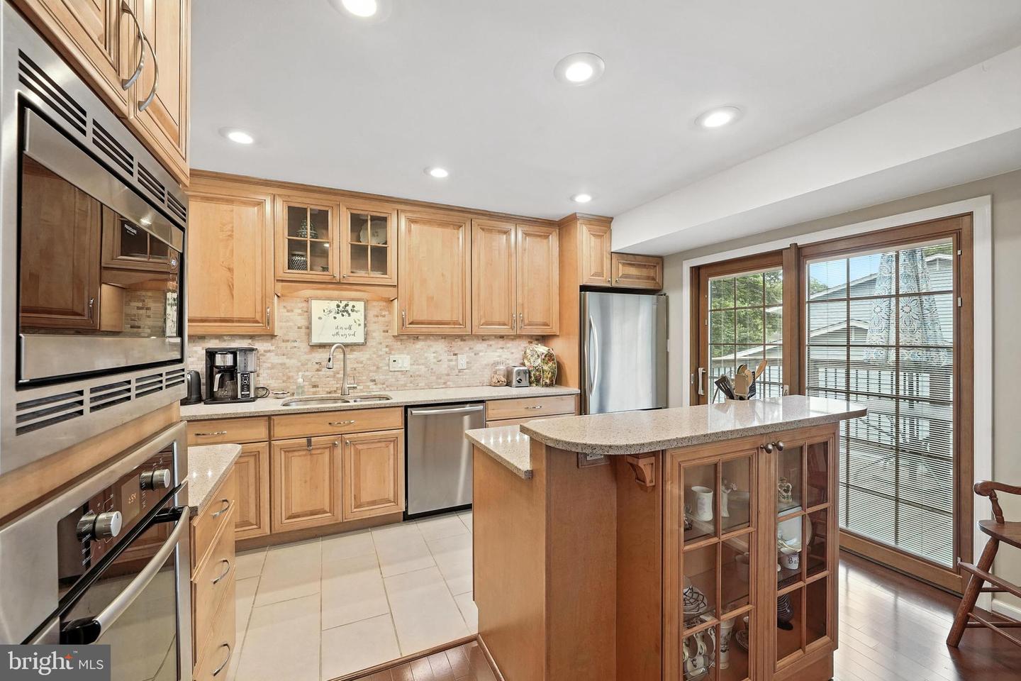 8823 NEWPORT CT, SPRINGFIELD, Virginia 22153, 5 Bedrooms Bedrooms, ,3 BathroomsBathrooms,Residential,For sale,8823 NEWPORT CT,VAFX2247634 MLS # VAFX2247634
