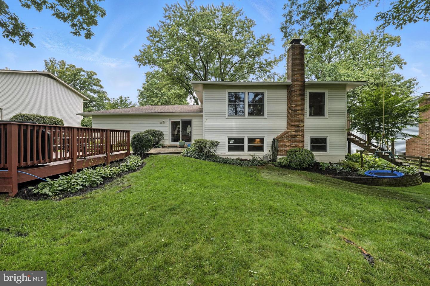 8823 NEWPORT CT, SPRINGFIELD, Virginia 22153, 5 Bedrooms Bedrooms, ,3 BathroomsBathrooms,Residential,For sale,8823 NEWPORT CT,VAFX2247634 MLS # VAFX2247634