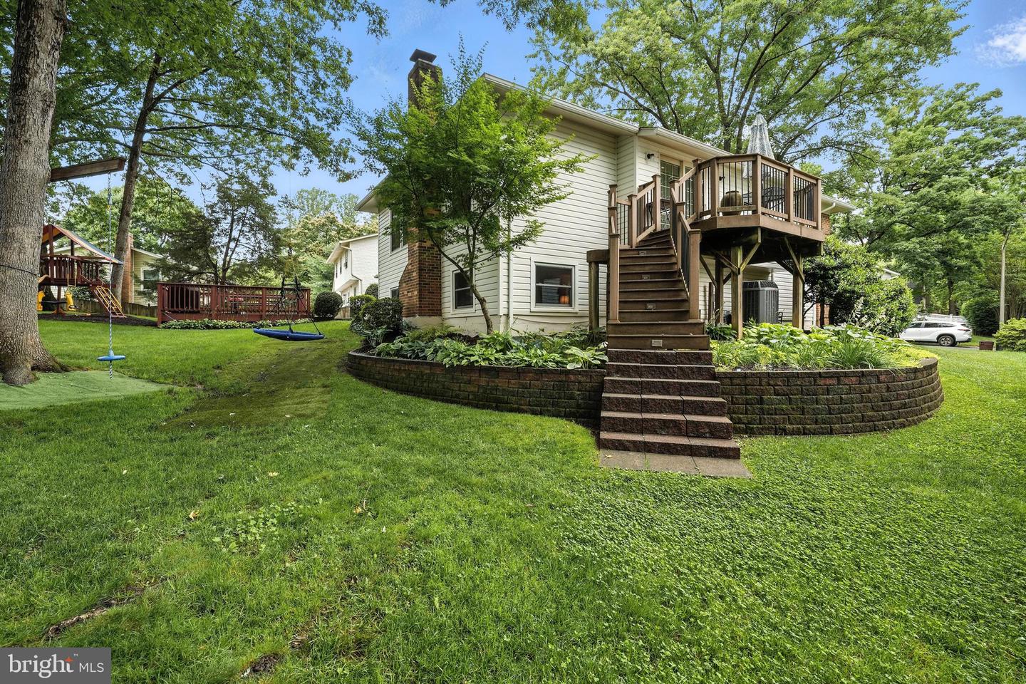 8823 NEWPORT CT, SPRINGFIELD, Virginia 22153, 5 Bedrooms Bedrooms, ,3 BathroomsBathrooms,Residential,For sale,8823 NEWPORT CT,VAFX2247634 MLS # VAFX2247634