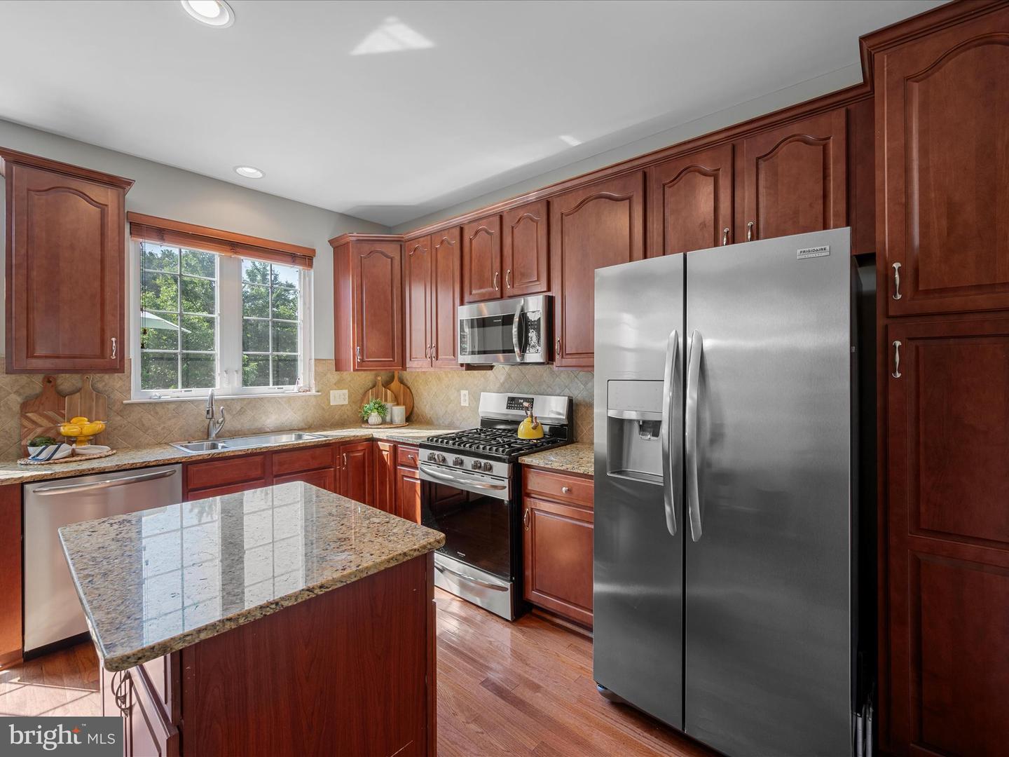 20430 CHETWOOD TER, ASHBURN, Virginia 20147, 2 Bedrooms Bedrooms, ,2 BathroomsBathrooms,Residential,For sale,20430 CHETWOOD TER,VALO2099666 MLS # VALO2099666