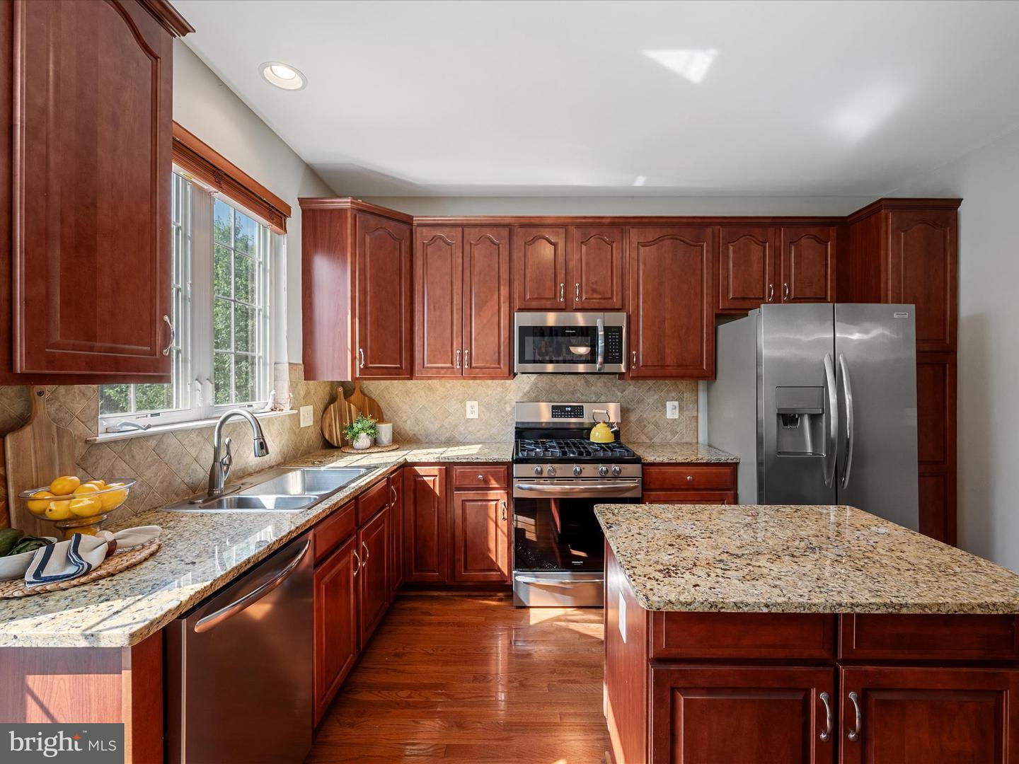 20430 CHETWOOD TER, ASHBURN, Virginia 20147, 2 Bedrooms Bedrooms, ,2 BathroomsBathrooms,Residential,For sale,20430 CHETWOOD TER,VALO2099666 MLS # VALO2099666