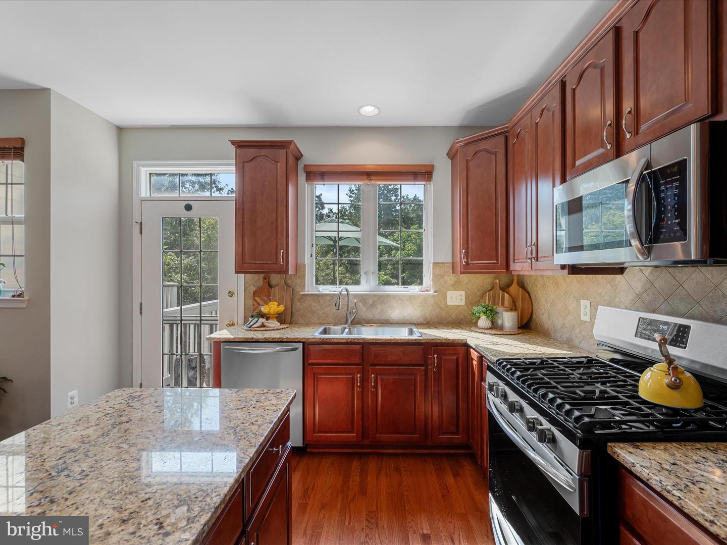 20430 CHETWOOD TER, ASHBURN, Virginia 20147, 2 Bedrooms Bedrooms, ,2 BathroomsBathrooms,Residential,For sale,20430 CHETWOOD TER,VALO2099666 MLS # VALO2099666