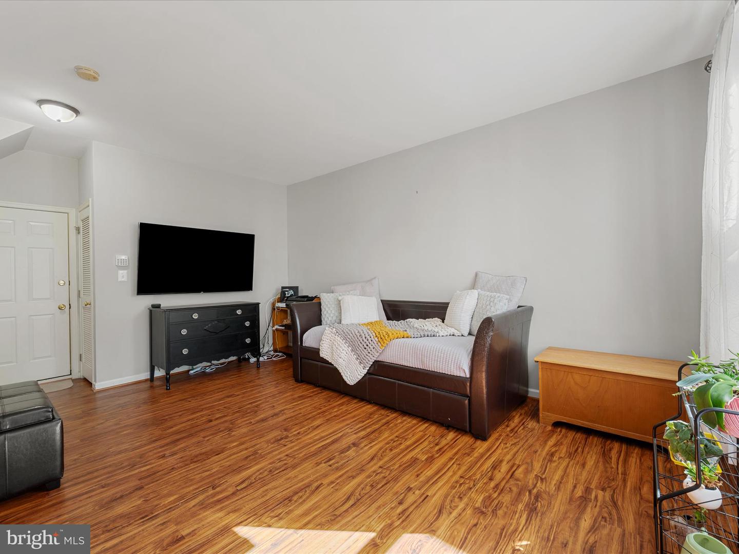 20430 CHETWOOD TER, ASHBURN, Virginia 20147, 2 Bedrooms Bedrooms, ,2 BathroomsBathrooms,Residential,For sale,20430 CHETWOOD TER,VALO2099666 MLS # VALO2099666