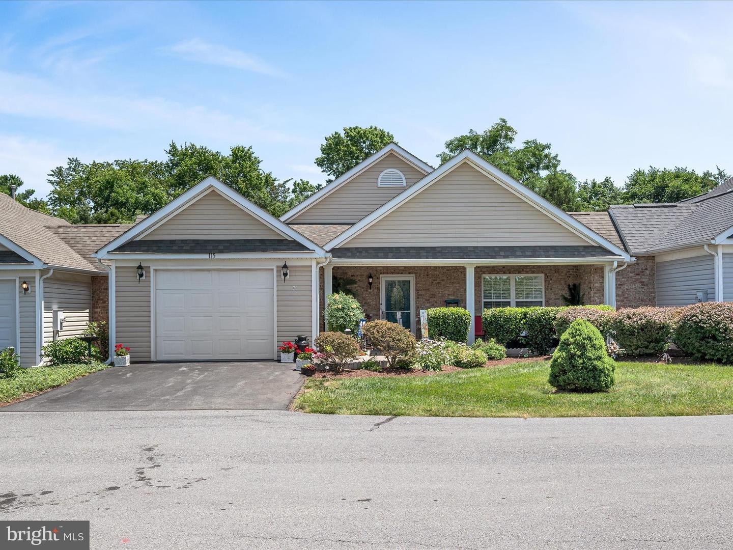 115 TANGLEWOOD LN, WINCHESTER, Virginia 22602, 2 Bedrooms Bedrooms, ,2 BathroomsBathrooms,Residential,For sale,115 TANGLEWOOD LN,VAFV2034930 MLS # VAFV2034930