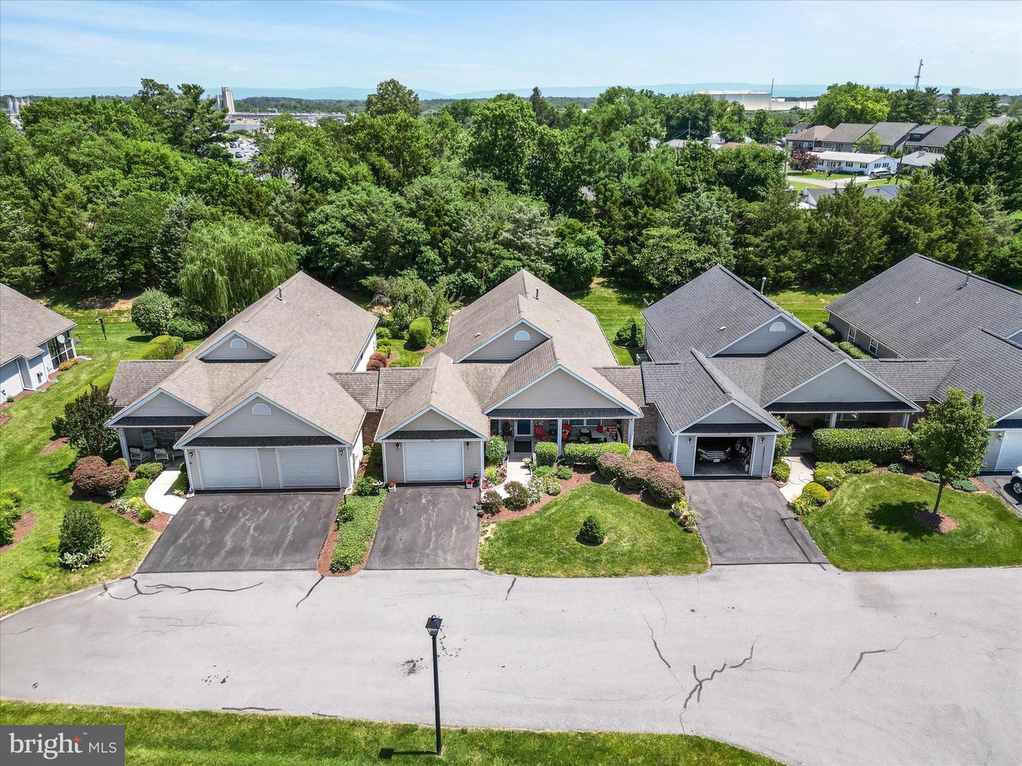 115 TANGLEWOOD LN, WINCHESTER, Virginia 22602, 2 Bedrooms Bedrooms, ,2 BathroomsBathrooms,Residential,For sale,115 TANGLEWOOD LN,VAFV2034930 MLS # VAFV2034930