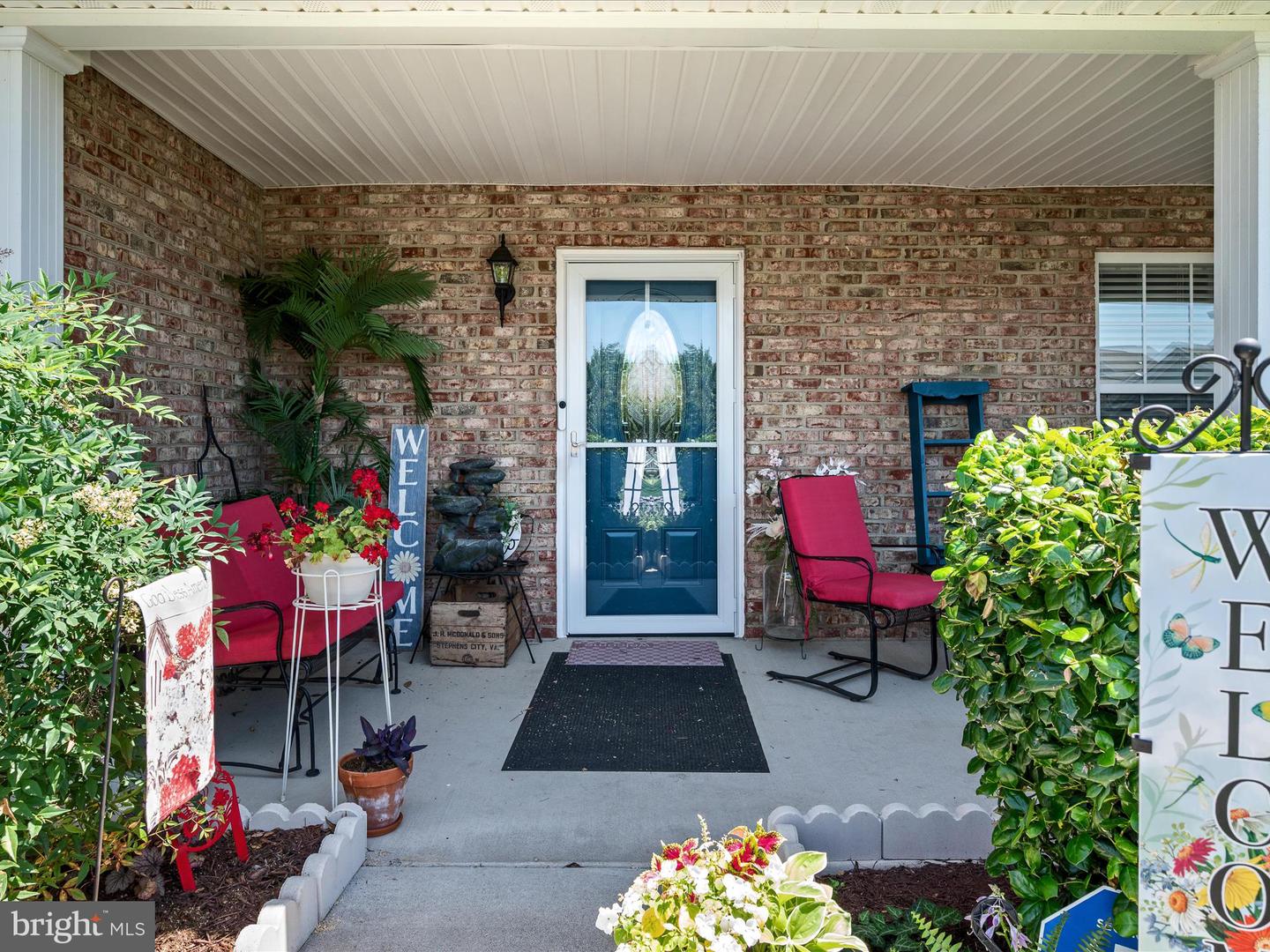 115 TANGLEWOOD LN, WINCHESTER, Virginia 22602, 2 Bedrooms Bedrooms, ,2 BathroomsBathrooms,Residential,For sale,115 TANGLEWOOD LN,VAFV2034930 MLS # VAFV2034930