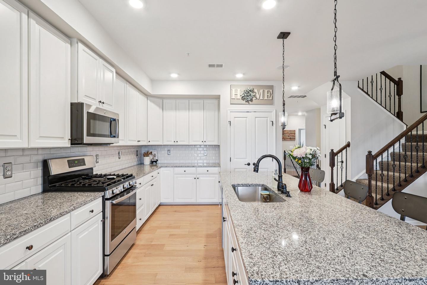 269 HIGH RAIL TER SE, LEESBURG, Virginia 20175, 3 Bedrooms Bedrooms, ,2 BathroomsBathrooms,Residential,For sale,269 HIGH RAIL TER SE,VALO2099698 MLS # VALO2099698