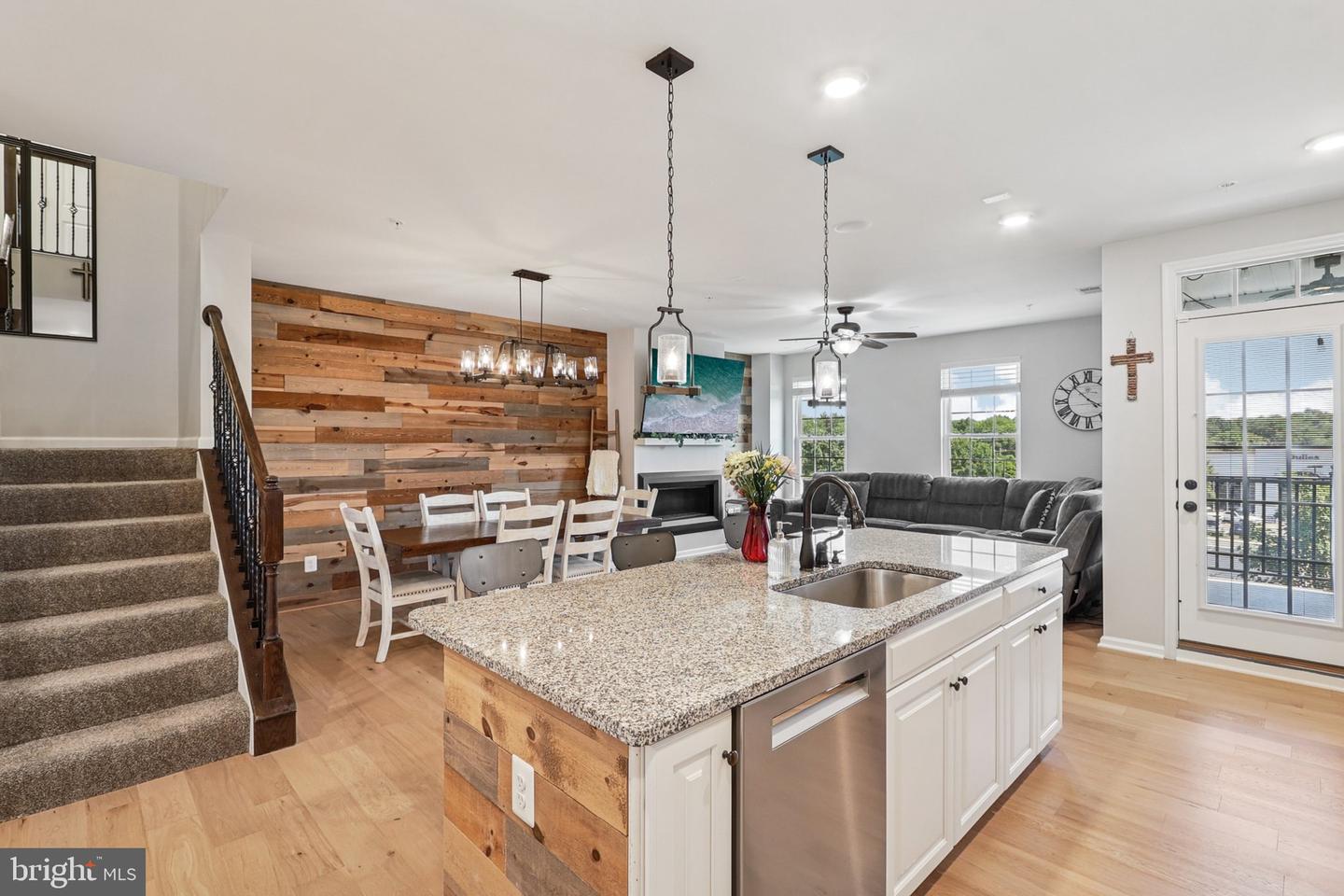 269 HIGH RAIL TER SE, LEESBURG, Virginia 20175, 3 Bedrooms Bedrooms, ,2 BathroomsBathrooms,Residential,For sale,269 HIGH RAIL TER SE,VALO2099698 MLS # VALO2099698