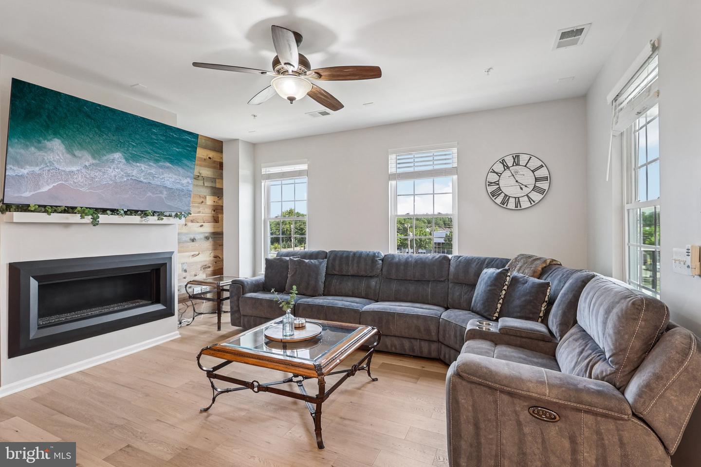 269 HIGH RAIL TER SE, LEESBURG, Virginia 20175, 3 Bedrooms Bedrooms, ,2 BathroomsBathrooms,Residential,For sale,269 HIGH RAIL TER SE,VALO2099698 MLS # VALO2099698