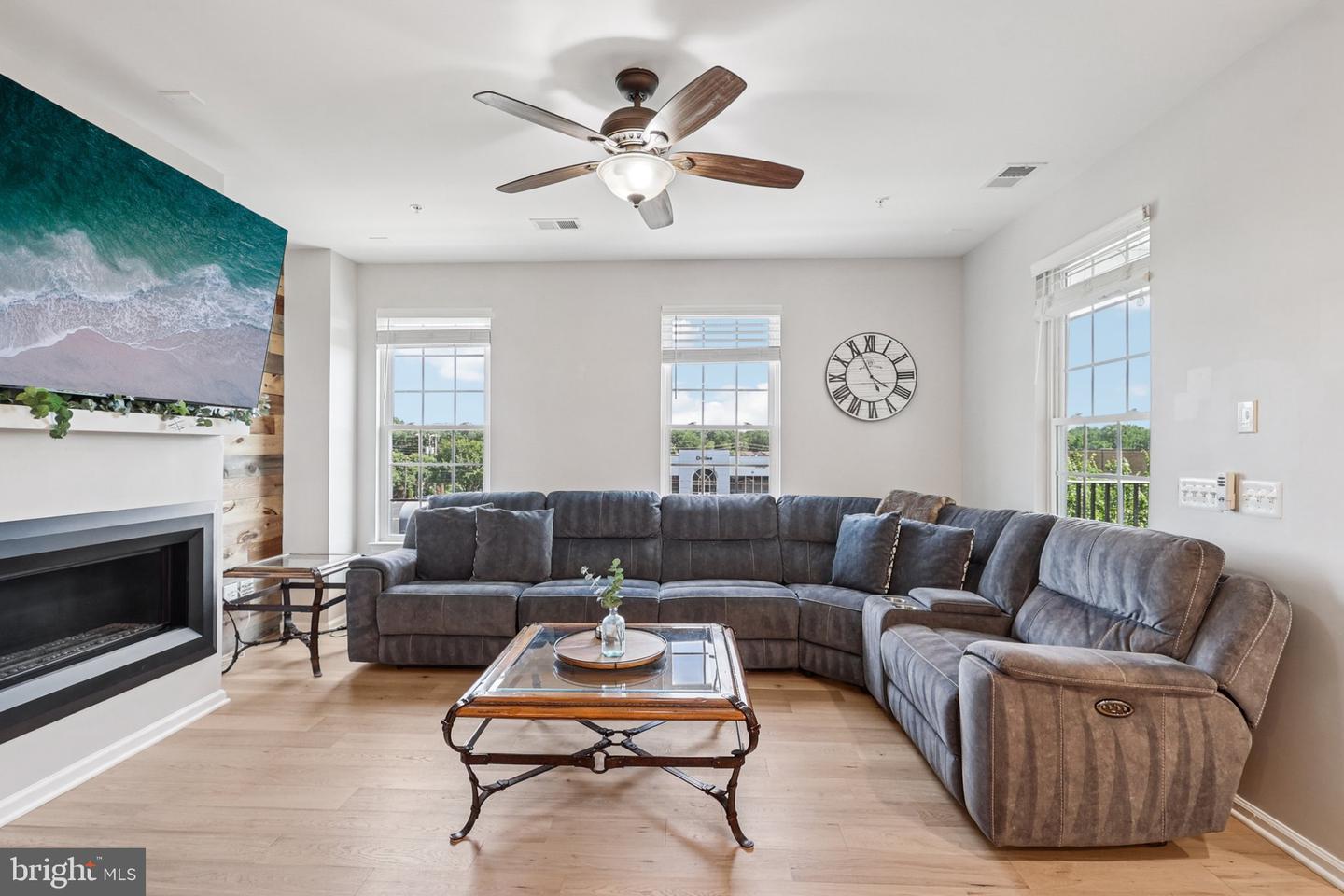 269 HIGH RAIL TER SE, LEESBURG, Virginia 20175, 3 Bedrooms Bedrooms, ,2 BathroomsBathrooms,Residential,For sale,269 HIGH RAIL TER SE,VALO2099698 MLS # VALO2099698