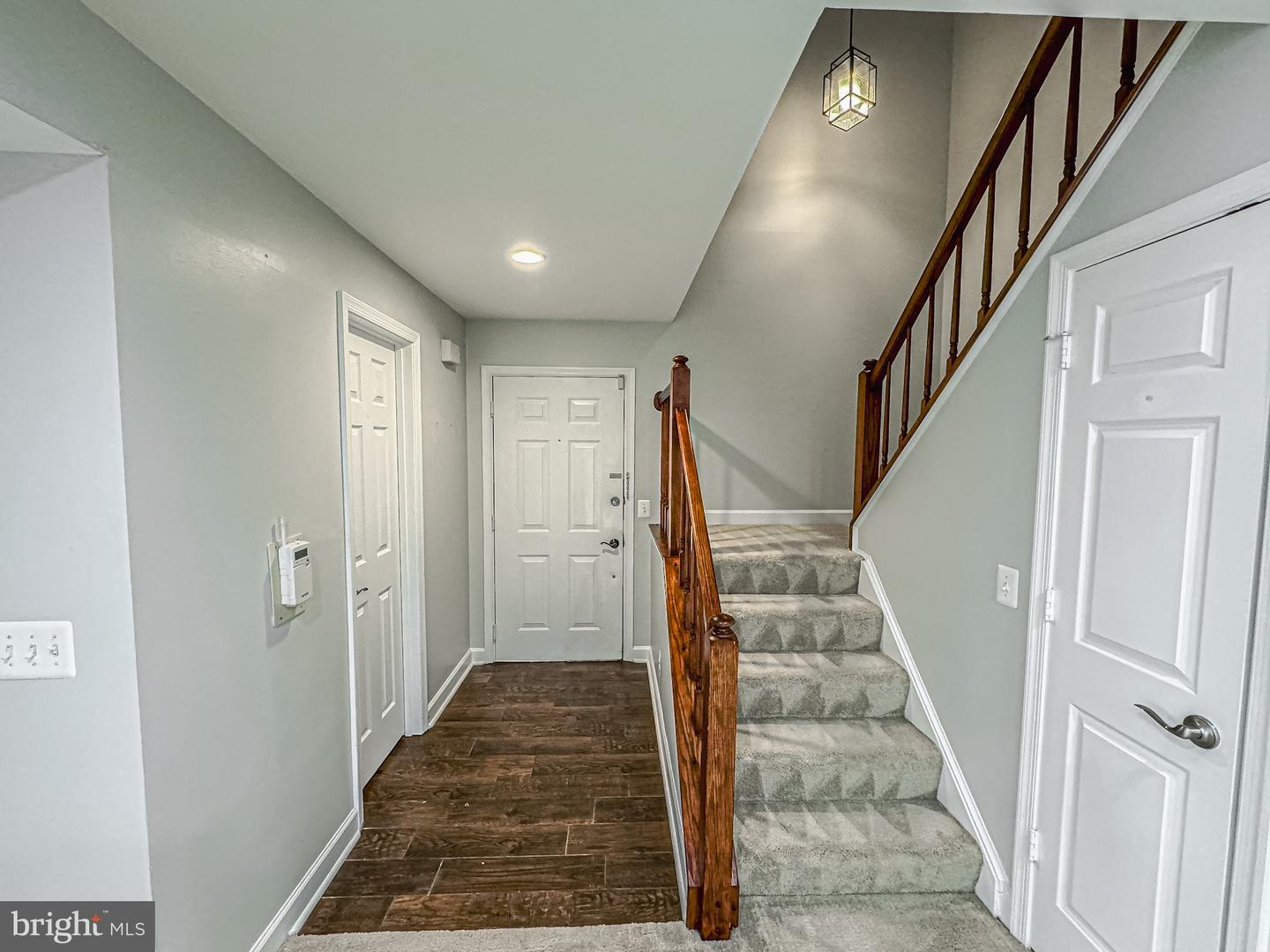 3801 RIDGE KNOLL CT #206A, FAIRFAX, Virginia 22033, 2 Bedrooms Bedrooms, ,2 BathroomsBathrooms,Residential,For sale,3801 RIDGE KNOLL CT #206A,VAFX2247960 MLS # VAFX2247960