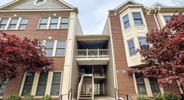 3801 RIDGE KNOLL CT #206A, FAIRFAX, Virginia 22033, 2 Bedrooms Bedrooms, ,2 BathroomsBathrooms,Residential,For sale,3801 RIDGE KNOLL CT #206A,VAFX2247960 MLS # VAFX2247960