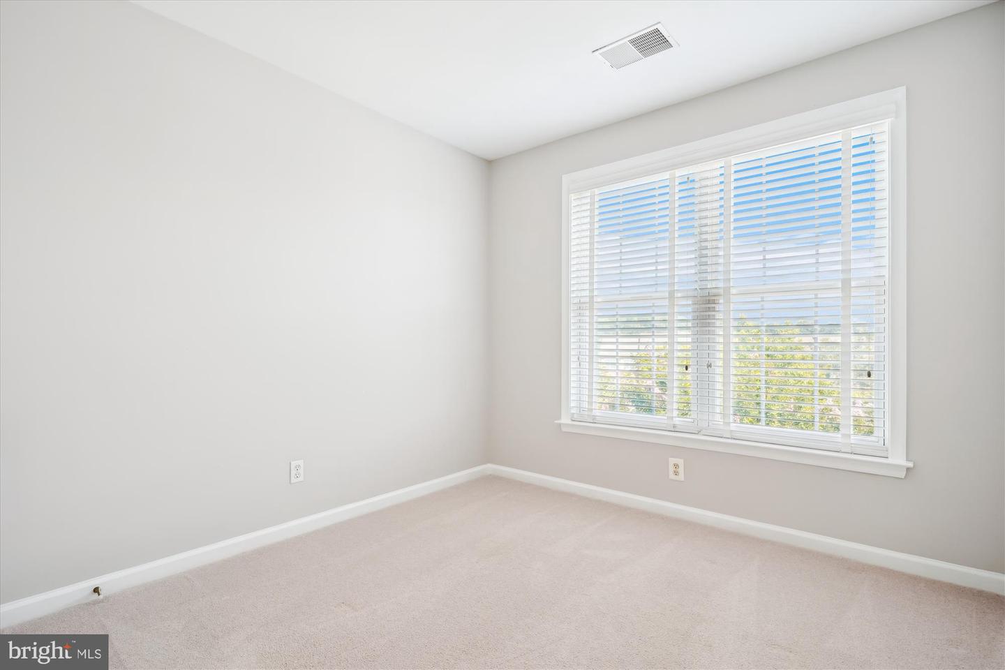 6362 LEVTOV LNDG, ALEXANDRIA, Virginia 22312, 4 Bedrooms Bedrooms, ,3 BathroomsBathrooms,Residential,For sale,6362 LEVTOV LNDG,VAFX2247978 MLS # VAFX2247978