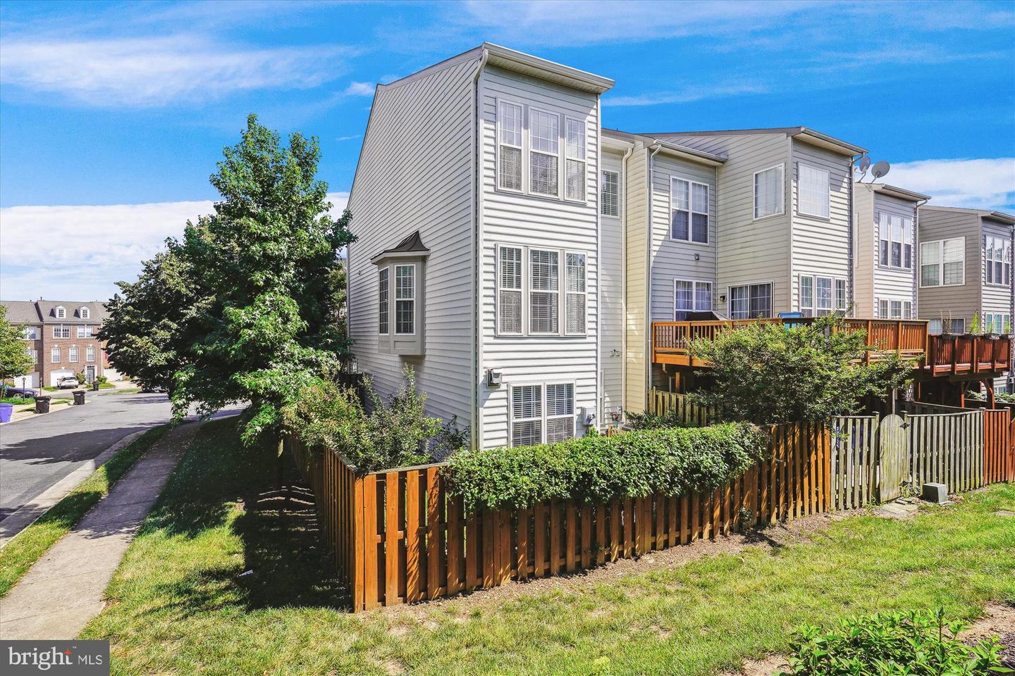 6362 LEVTOV LNDG, ALEXANDRIA, Virginia 22312, 4 Bedrooms Bedrooms, ,3 BathroomsBathrooms,Residential,For sale,6362 LEVTOV LNDG,VAFX2247978 MLS # VAFX2247978