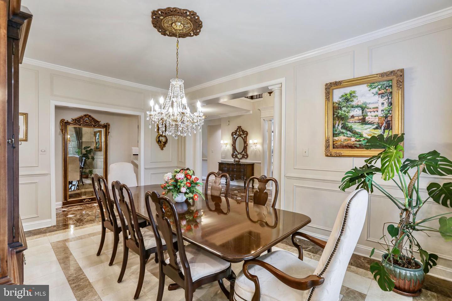 7905 WILLFIELD CT, FAIRFAX STATION, Virginia 22039, 5 Bedrooms Bedrooms, ,5 BathroomsBathrooms,Residential,For sale,7905 WILLFIELD CT,VAFX2248022 MLS # VAFX2248022