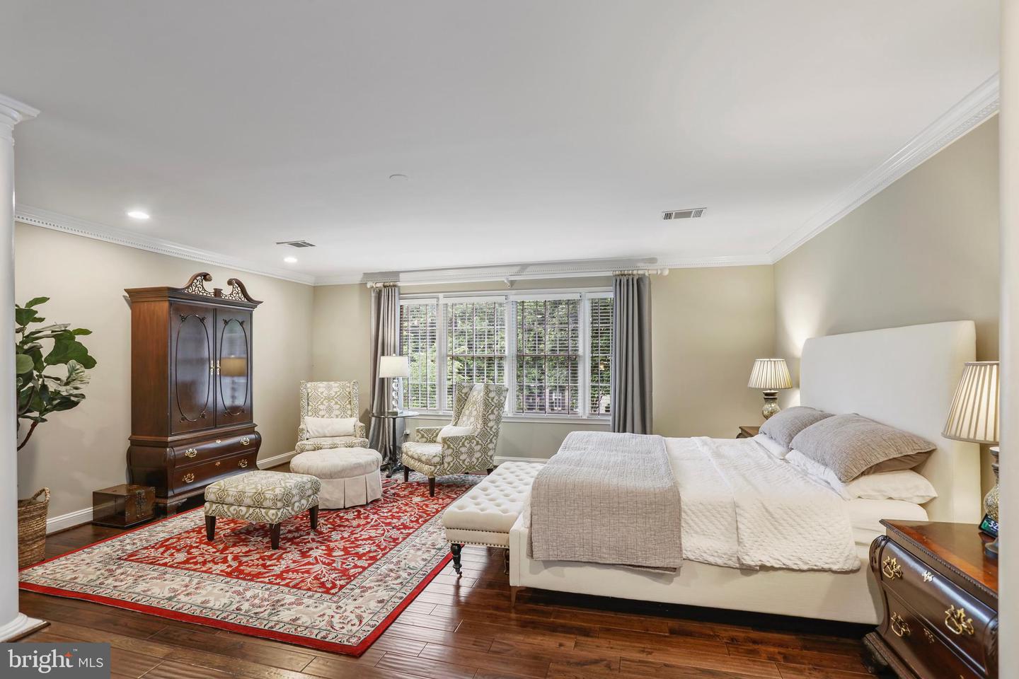 7905 WILLFIELD CT, FAIRFAX STATION, Virginia 22039, 5 Bedrooms Bedrooms, ,5 BathroomsBathrooms,Residential,For sale,7905 WILLFIELD CT,VAFX2248022 MLS # VAFX2248022