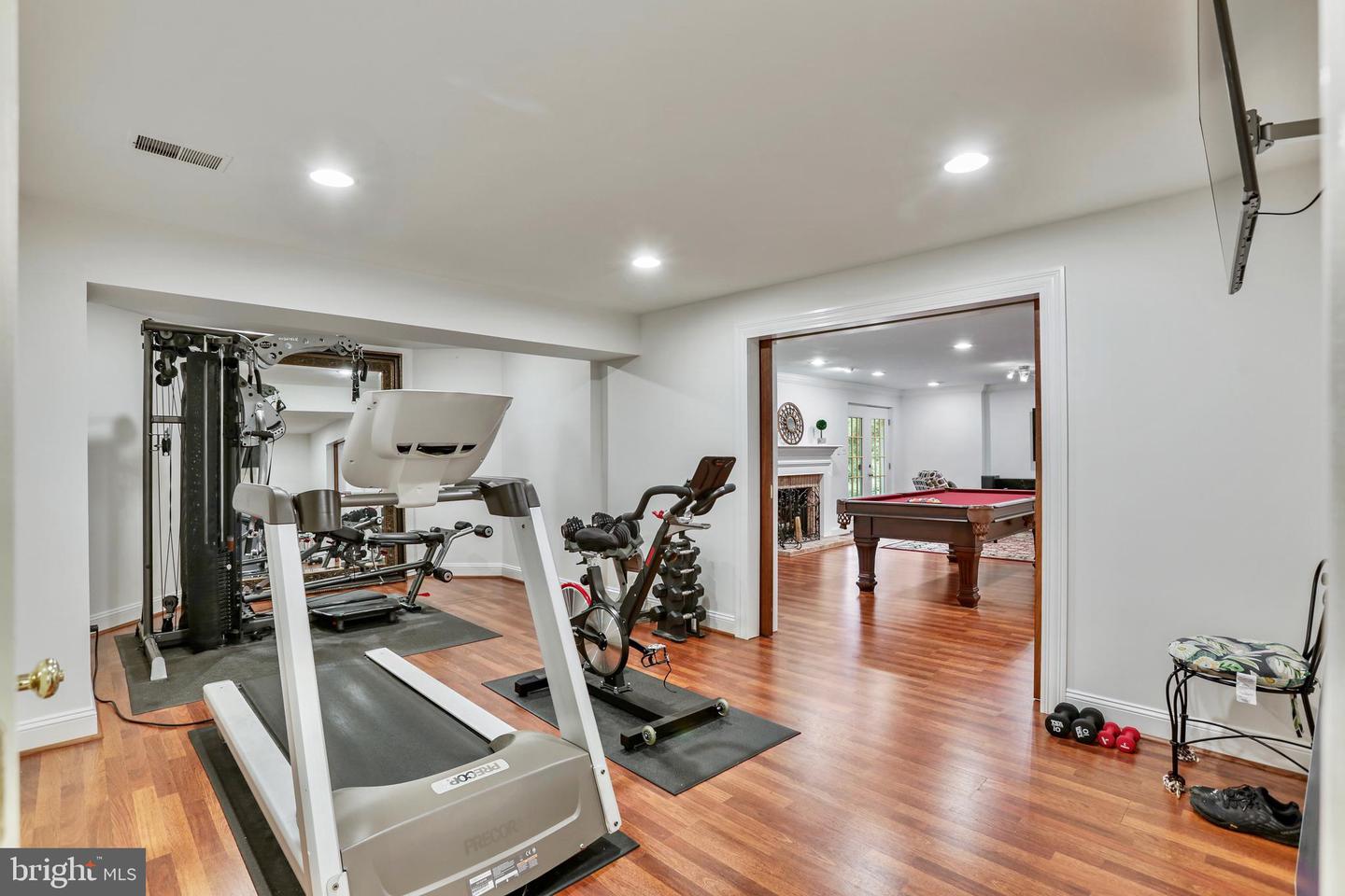 7905 WILLFIELD CT, FAIRFAX STATION, Virginia 22039, 5 Bedrooms Bedrooms, ,5 BathroomsBathrooms,Residential,For sale,7905 WILLFIELD CT,VAFX2248022 MLS # VAFX2248022