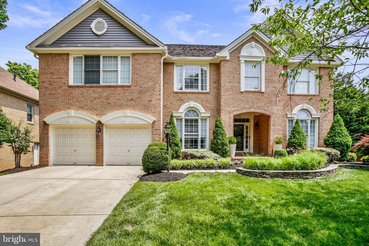7905 WILLFIELD CT, FAIRFAX STATION, Virginia 22039, 5 Bedrooms Bedrooms, ,5 BathroomsBathrooms,Residential,For sale,7905 WILLFIELD CT,VAFX2248022 MLS # VAFX2248022