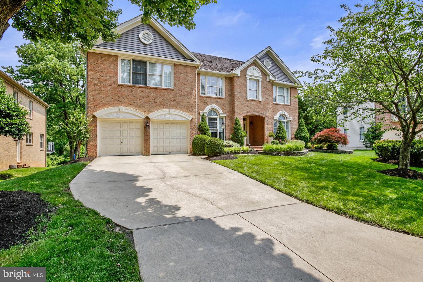 7905 WILLFIELD CT, FAIRFAX STATION, Virginia 22039, 5 Bedrooms Bedrooms, ,5 BathroomsBathrooms,Residential,For sale,7905 WILLFIELD CT,VAFX2248022 MLS # VAFX2248022