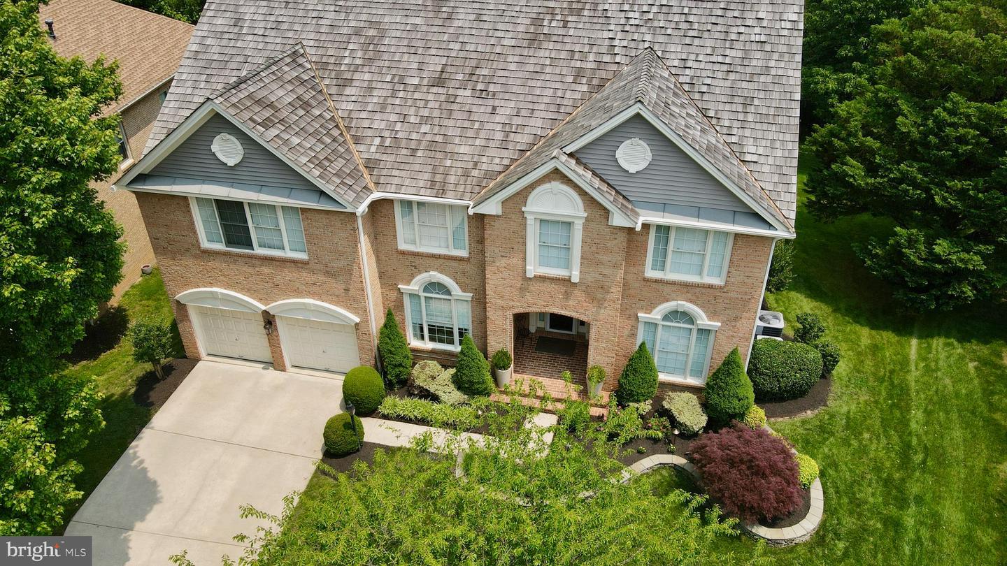 7905 WILLFIELD CT, FAIRFAX STATION, Virginia 22039, 5 Bedrooms Bedrooms, ,5 BathroomsBathrooms,Residential,For sale,7905 WILLFIELD CT,VAFX2248022 MLS # VAFX2248022